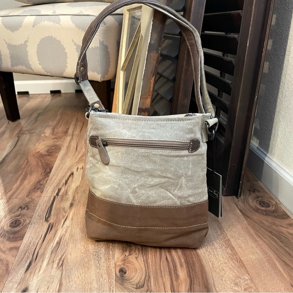 Myra Bag Leather Star Tan and Brown Crossbody Canvas and Leather New With Tags - Picture 11 of 11